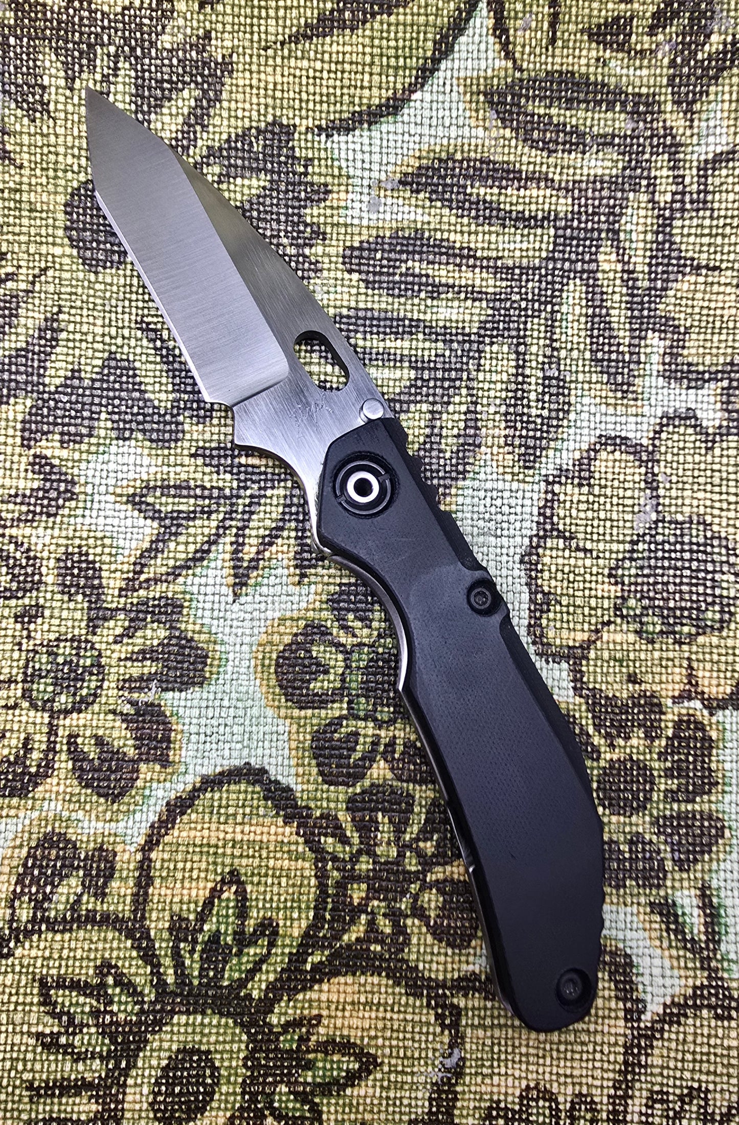 Dwyer Custom Goods BBNM Magnacut G10 Showside Titanium Lockside