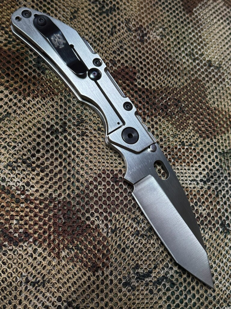 Dwyer Custom Goods BBNL Tanto Magnacut